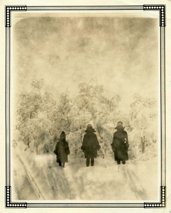 <b>Author:</b> simpleinsomnia<br>
<b>License:</b> <a href="https://creativecommons.org/licenses/by/2.0/" target="_blank" rel="noopener">CC BY 2.0</a> 3 silhouetted women standing in the snow Flickr simpleinsomnia CC BY 2 0