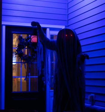 <b>Author:</b> Victoria E.<br>
<b>License:</b> <a href="https://creativecommons.org/licenses/by-nc/2.0/" target="_blank" rel="noopener">CC BY-NC 2.0)</a> Halloween 2021 Flickr Victoria E CC BY NC 2 0