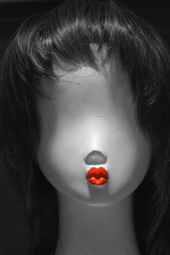 <b>Author:</b> Geoff<br>
<b>License:</b> <a href="https://creativecommons.org/licenses/by-nc/2.0/" target="_blank" rel="noopener">CC BY-NC 2.0</a> Pout Flickr Geoff CC BY NC 2 0