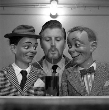 <b>Author:</b> Unknown<br>
<b>License:</b> <a href="https://creativecommons.org/publicdomain/zero/1.0/" target="_blank" rel="noopener">Public domain</a> Leyton buktalare 9 januari 1959 Picryl Unknown PublicDomain