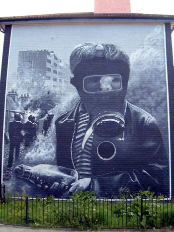 <b>Author:</b> Graeme Maclean<br>
<b>License:</b> <a href="https://creativecommons.org/licenses/by/2.0/" target="_blank" rel="noopener">CC BY 2.0</a> mural Flickr Graeme Maclean CC BY 2 0