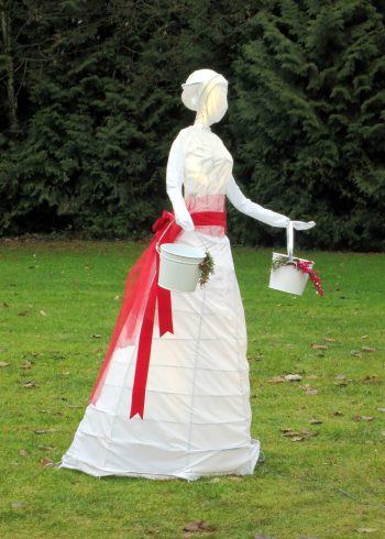 <b>Author:</b> Ruth Hartnup<br>
<b>License:</b> <a href="https://creativecommons.org/licenses/by/2.0/" target="_blank" rel="noopener">CC BY 2.0</a> Creepy faceless milkmaid Flickr Ruth Hartnup CC BY 2 0