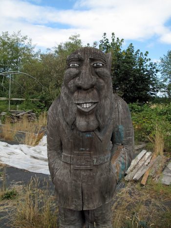 <b>Author:</b> Derek Lyons<br>
<b>License:</b> <a href="https://creativecommons.org/licenses/by-nc-sa/2.0/" target="_blank" rel="noopener">CC BY-NC-SA 2.0</a> Abandoned Garden Center 10 Flickr Derek Lyons CC BY NC SA 2 0